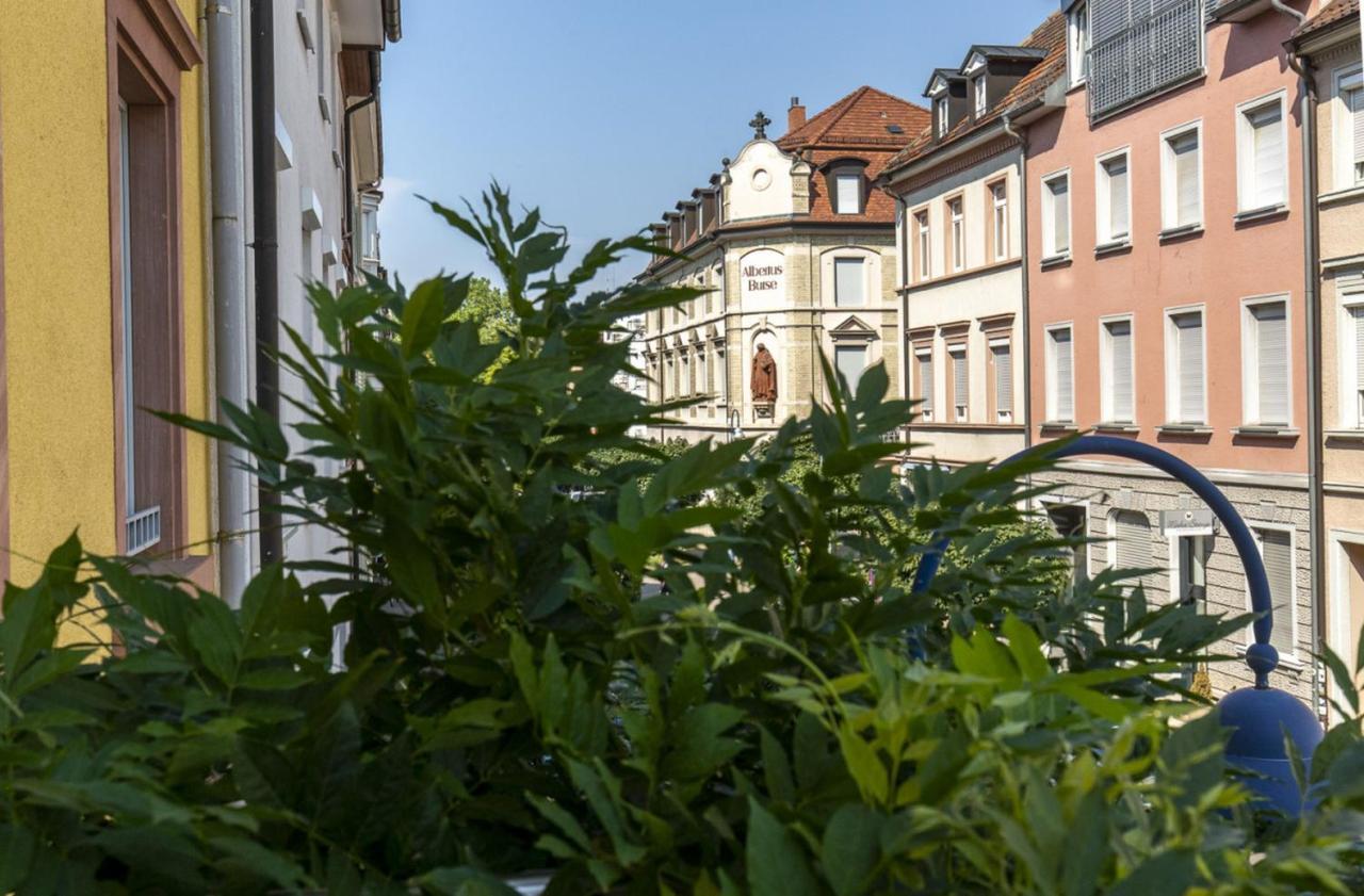 Apartments im Café Einstein Freiburg im Breisgau Exterior foto